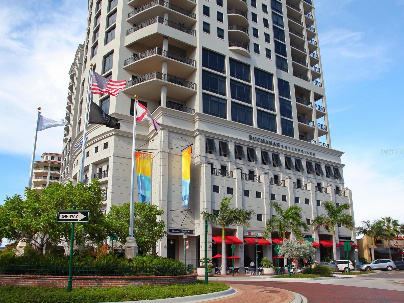 PLAZA AT 05 POINTS RESIDENCES - Residential