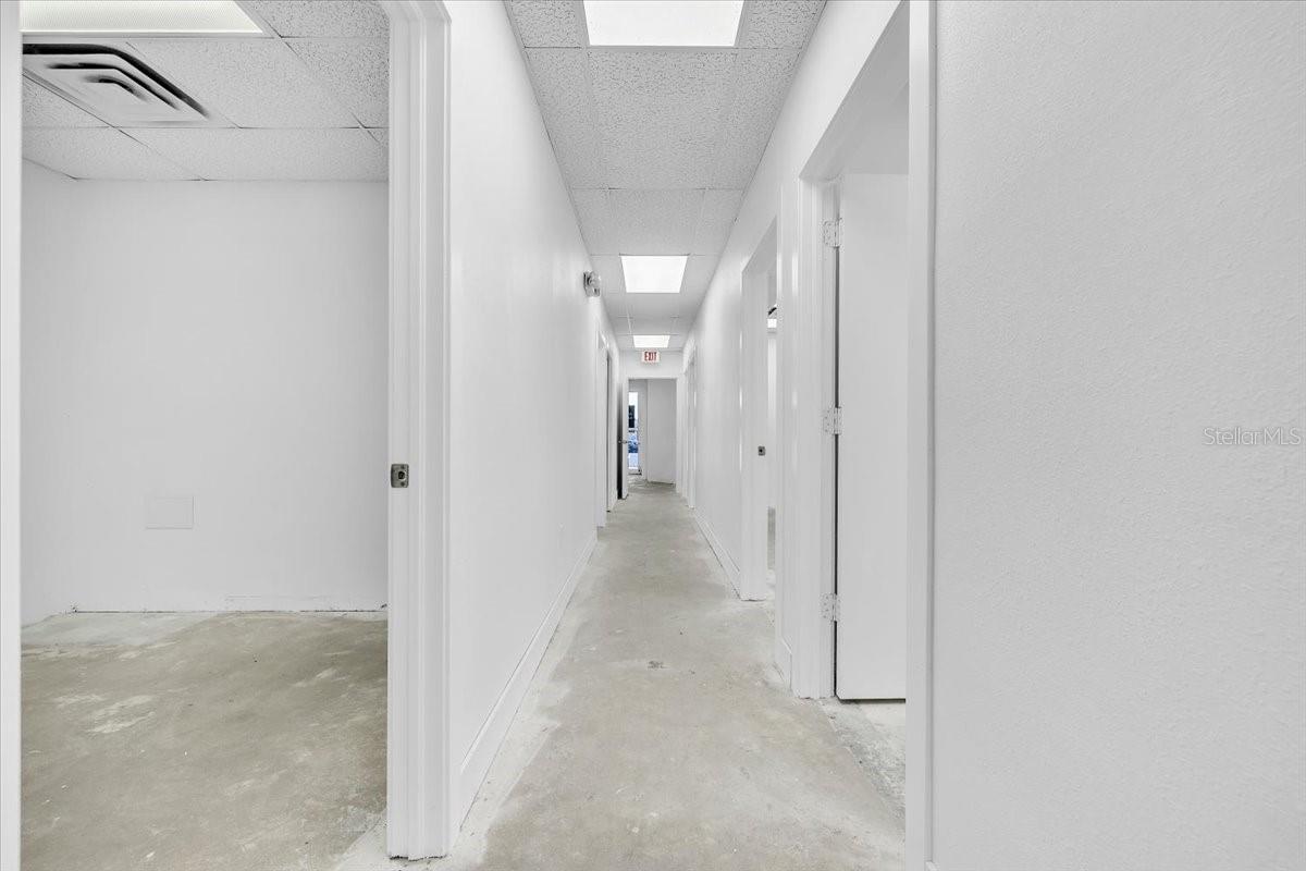 PROMENADES PROFESSIONAL CENTER - Commercial Sale