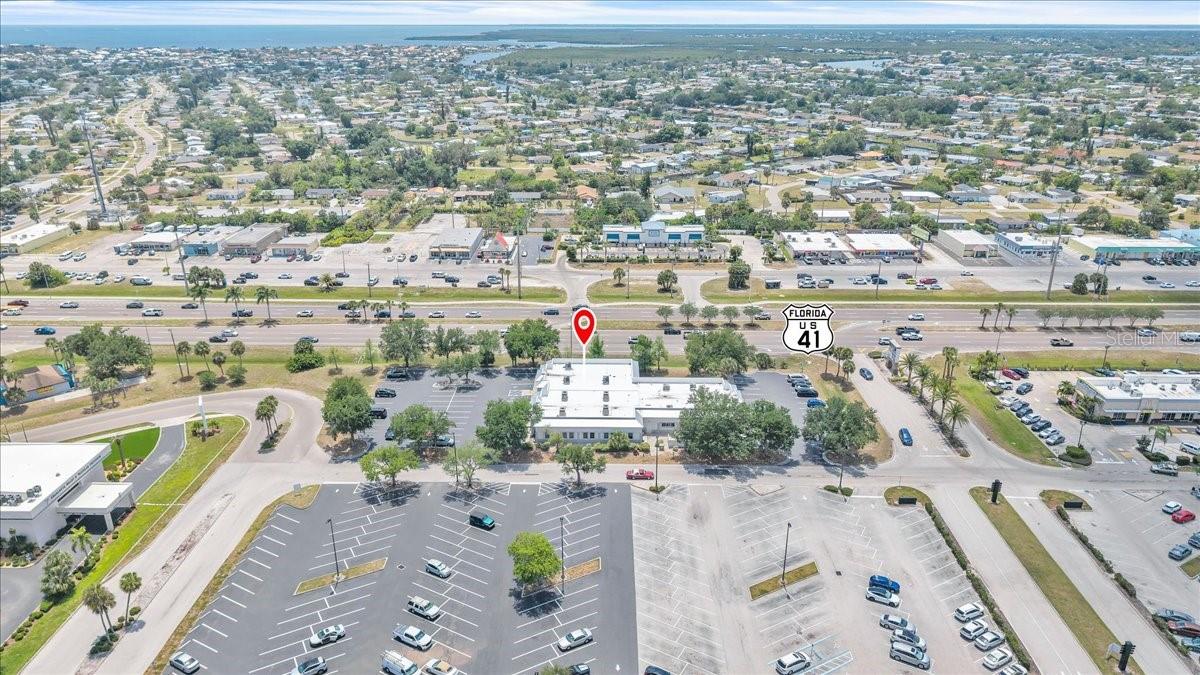PROMENADES PROFESSIONAL CENTER - Commercial Sale