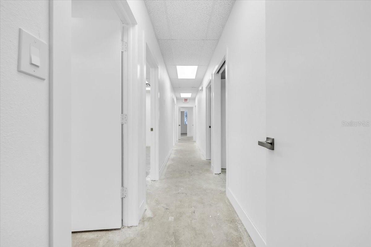 PROMENADES PROFESSIONAL CENTER - Commercial Sale