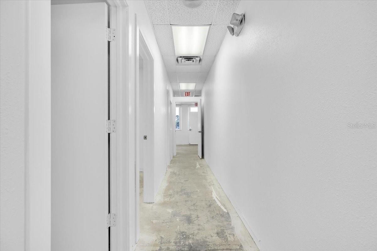 PROMENADES PROFESSIONAL CENTER - Commercial Sale