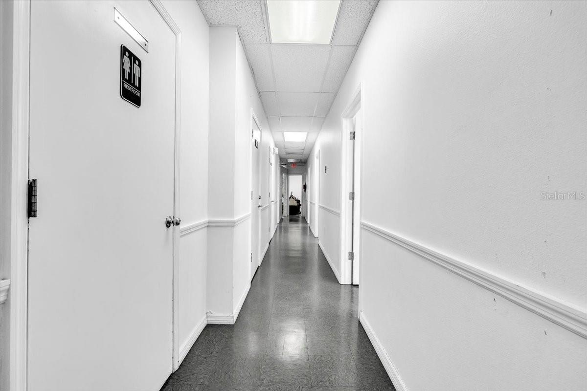 PROMENADES PROFESSIONAL CENTER - Commercial Sale