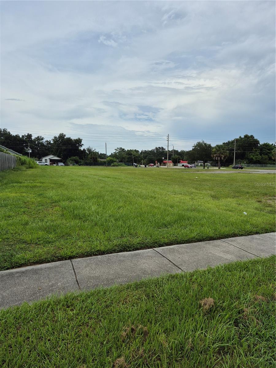 IVEY LANE COMM - Land