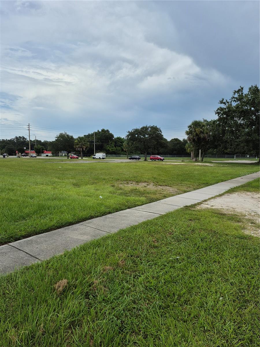 IVEY LANE COMM - Land