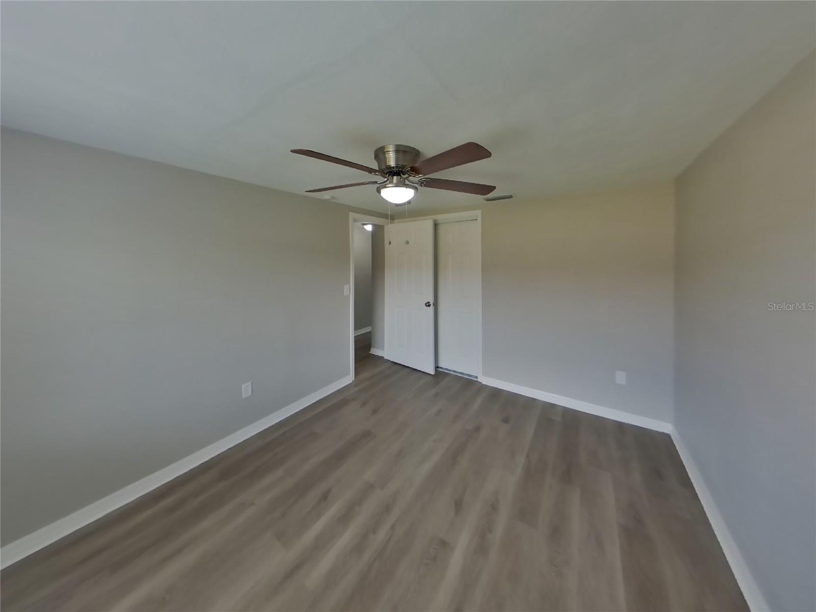 BEACON SQUARE - Residential Lease