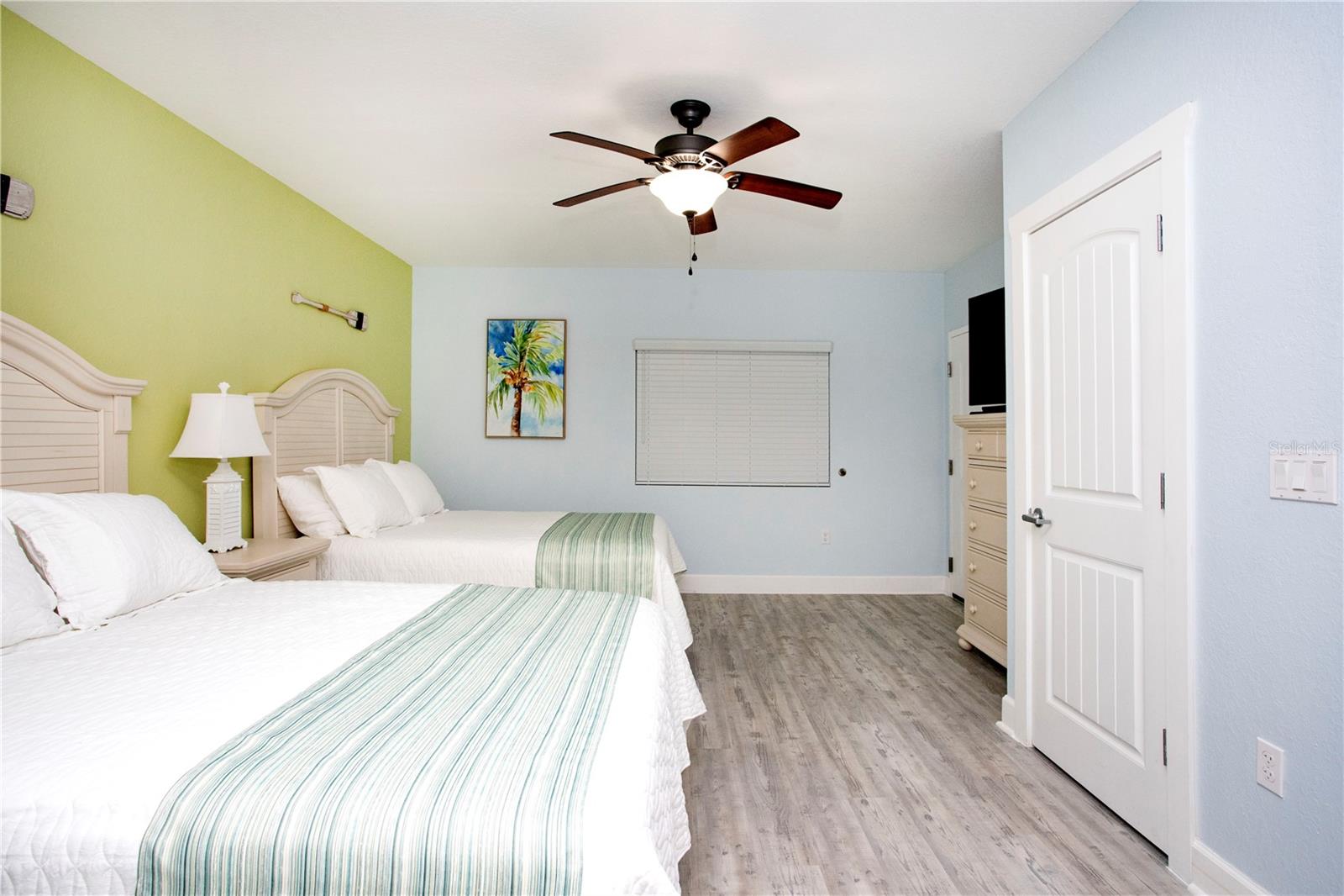 HARBOURSIDE AT MARKER 33 VACATION CONDO - Residential