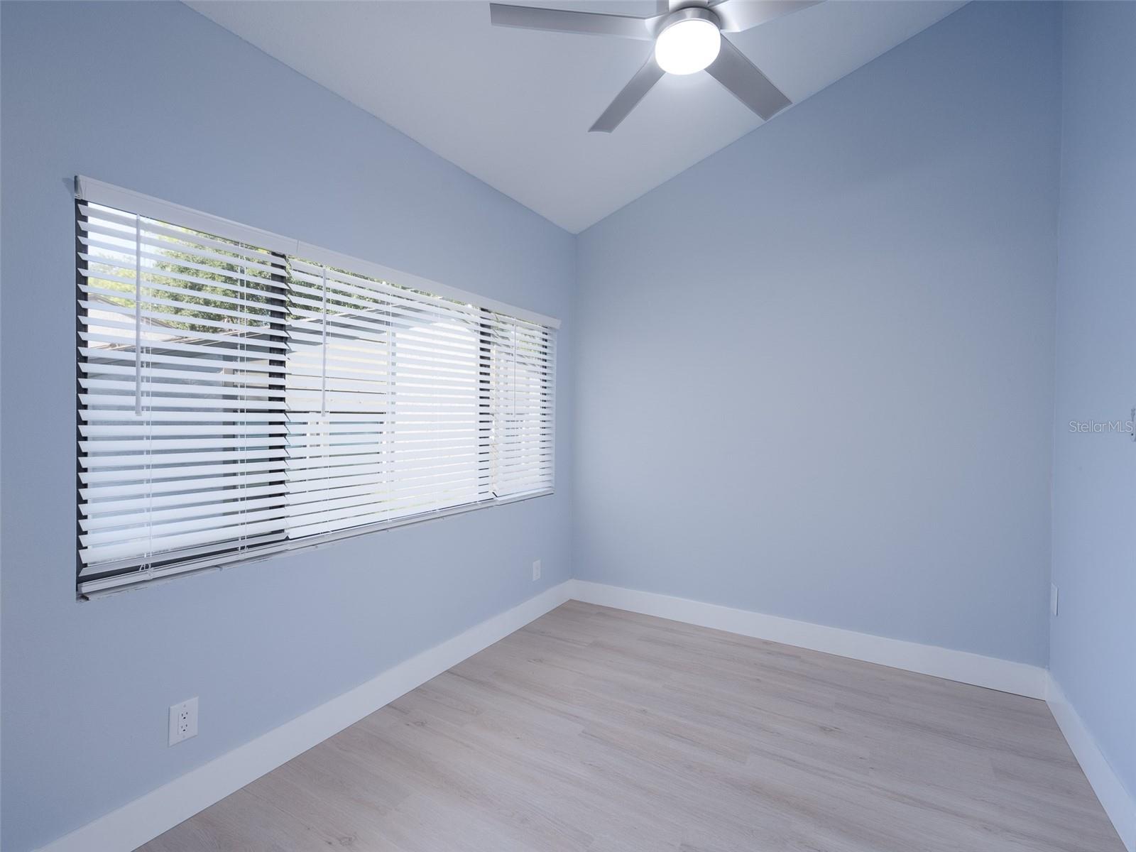 LAKE OF THE WOODS SEC 08 TWNHS - Residential