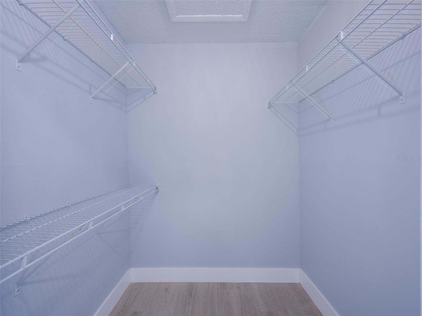 LAKE OF THE WOODS SEC 08 TWNHS - Residential