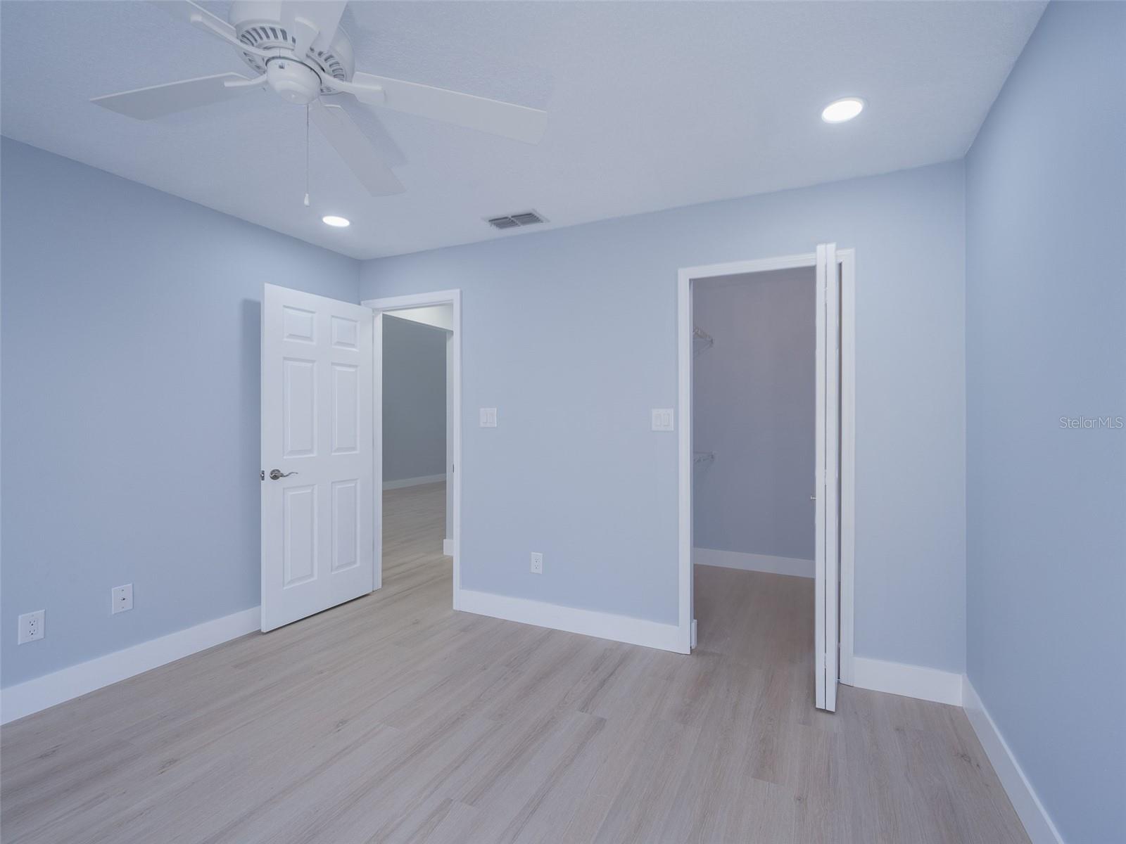 LAKE OF THE WOODS SEC 08 TWNHS - Residential