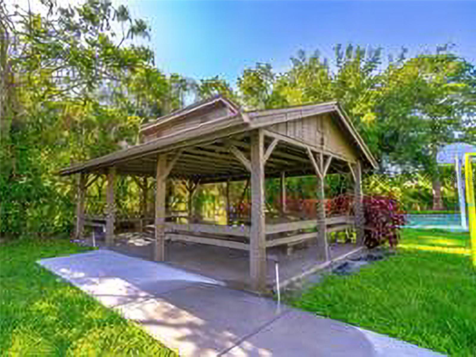 LAKE OF THE WOODS SEC 08 TWNHS - Residential