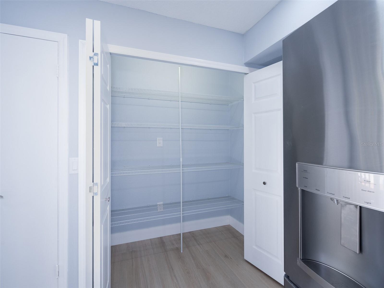 LAKE OF THE WOODS SEC 08 TWNHS - Residential