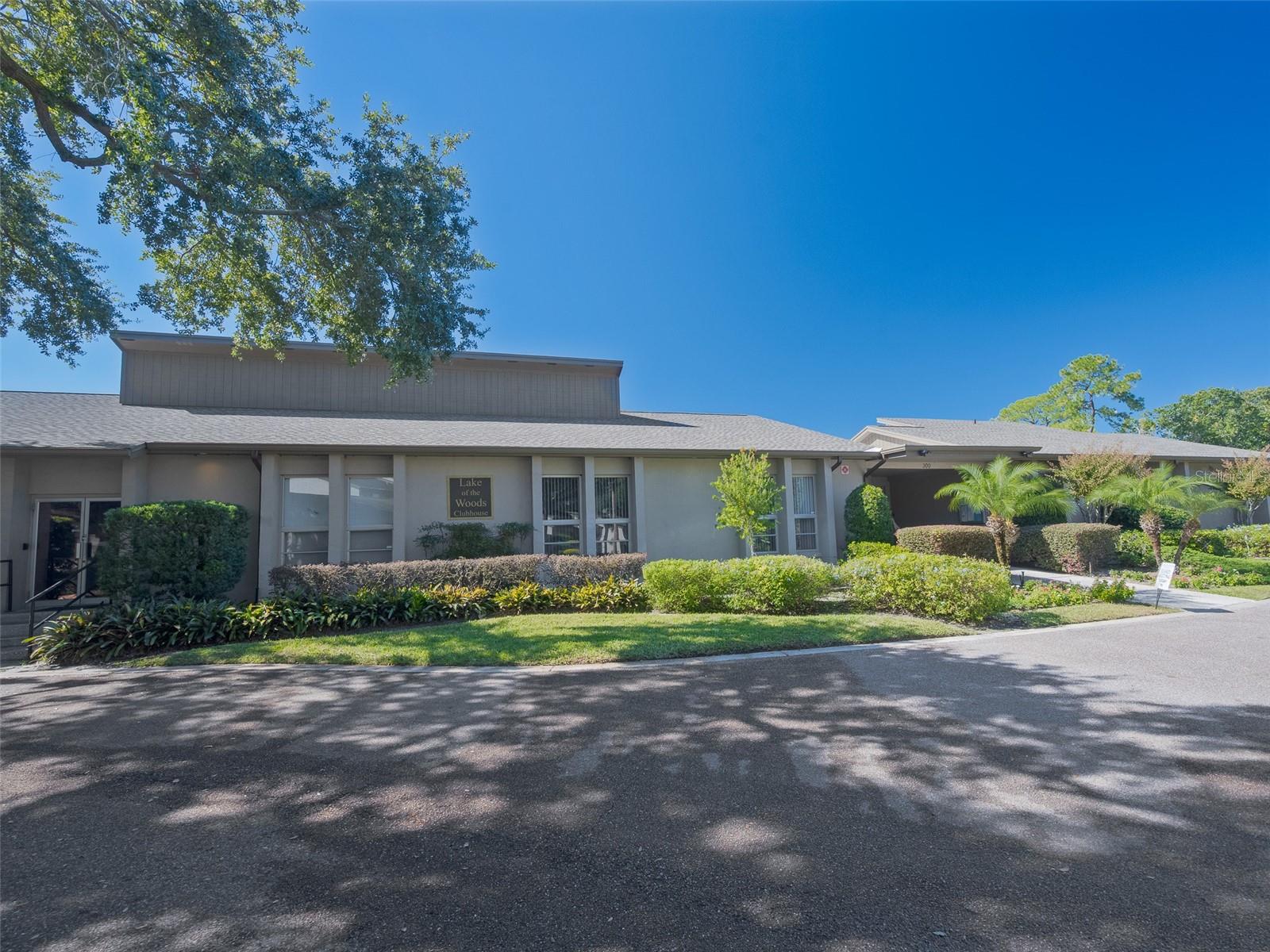 LAKE OF THE WOODS SEC 08 TWNHS - Residential