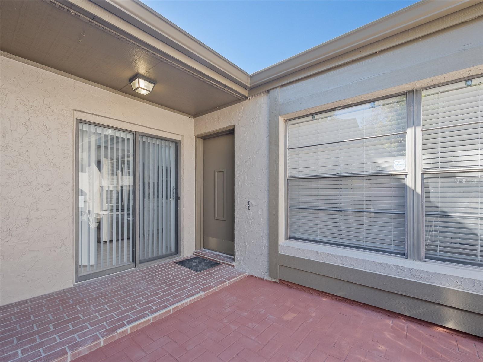 LAKE OF THE WOODS SEC 08 TWNHS - Residential