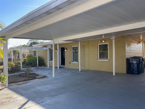 Photo of 6405 S Manhattan Avenue, Tampa, FL 33616 (MLS # TB8465665)