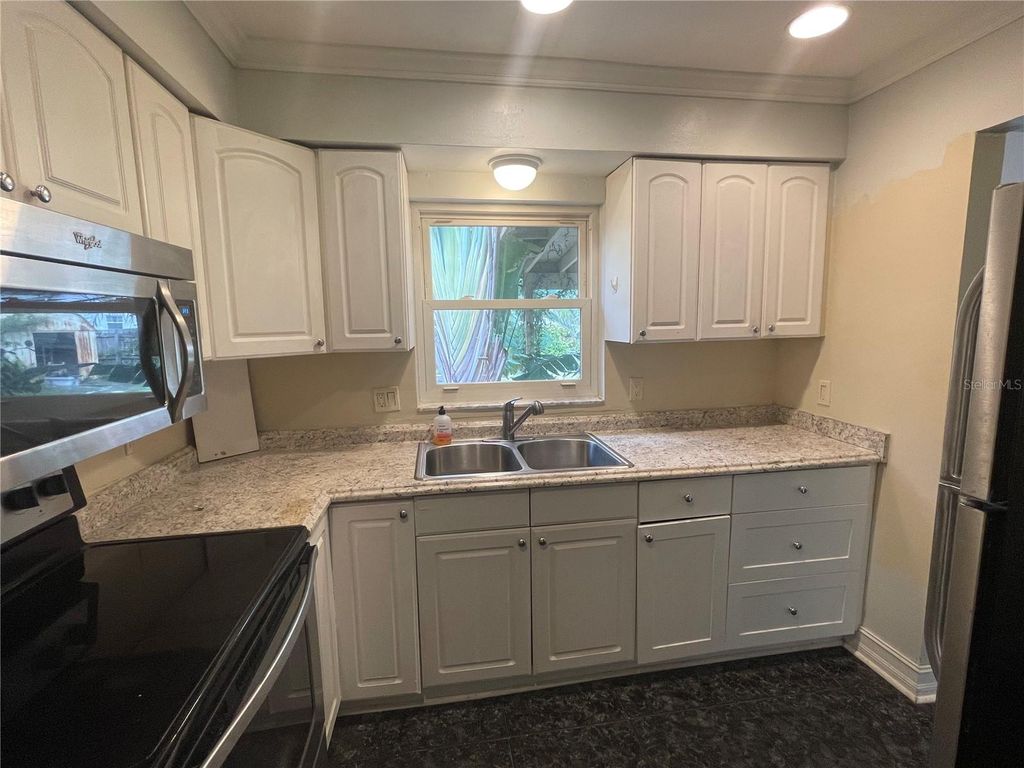 Photo of 6405 S Manhattan Avenue, Tampa, FL 33616 (MLS # TB8465665)