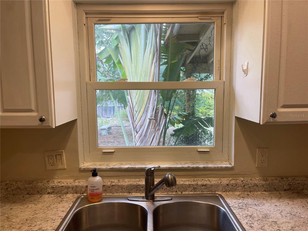 Photo of 6405 S Manhattan Avenue, Tampa, FL 33616 (MLS # TB8465665)