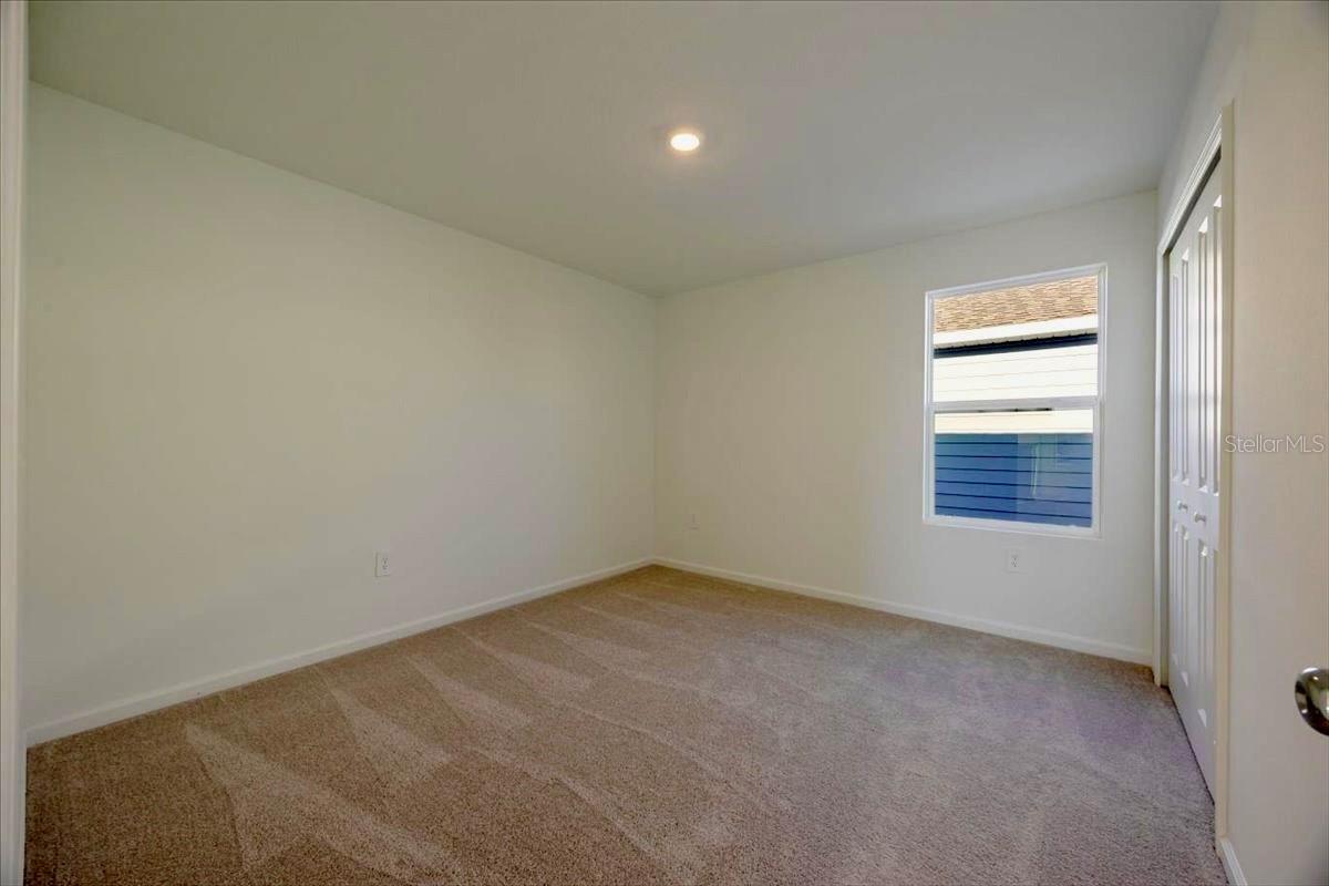 HUNT CLUB AT LAKE WALES PHASE1 - Residential Lease