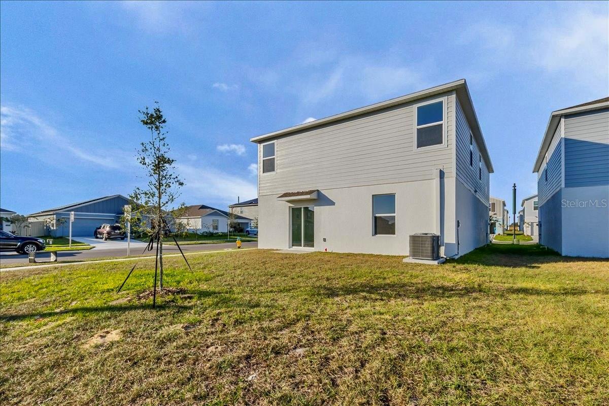 HUNT CLUB AT LAKE WALES PHASE1 - Residential Lease