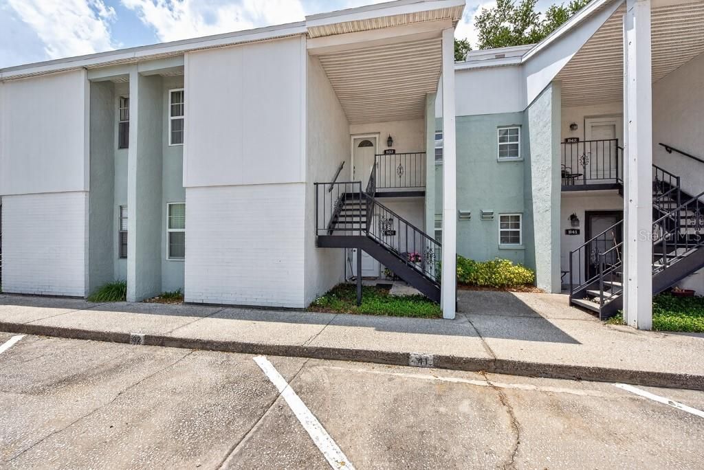 Photo of 3803 N Oak Drive #B32, Tampa, FL 33611 (MLS # TB8503548)