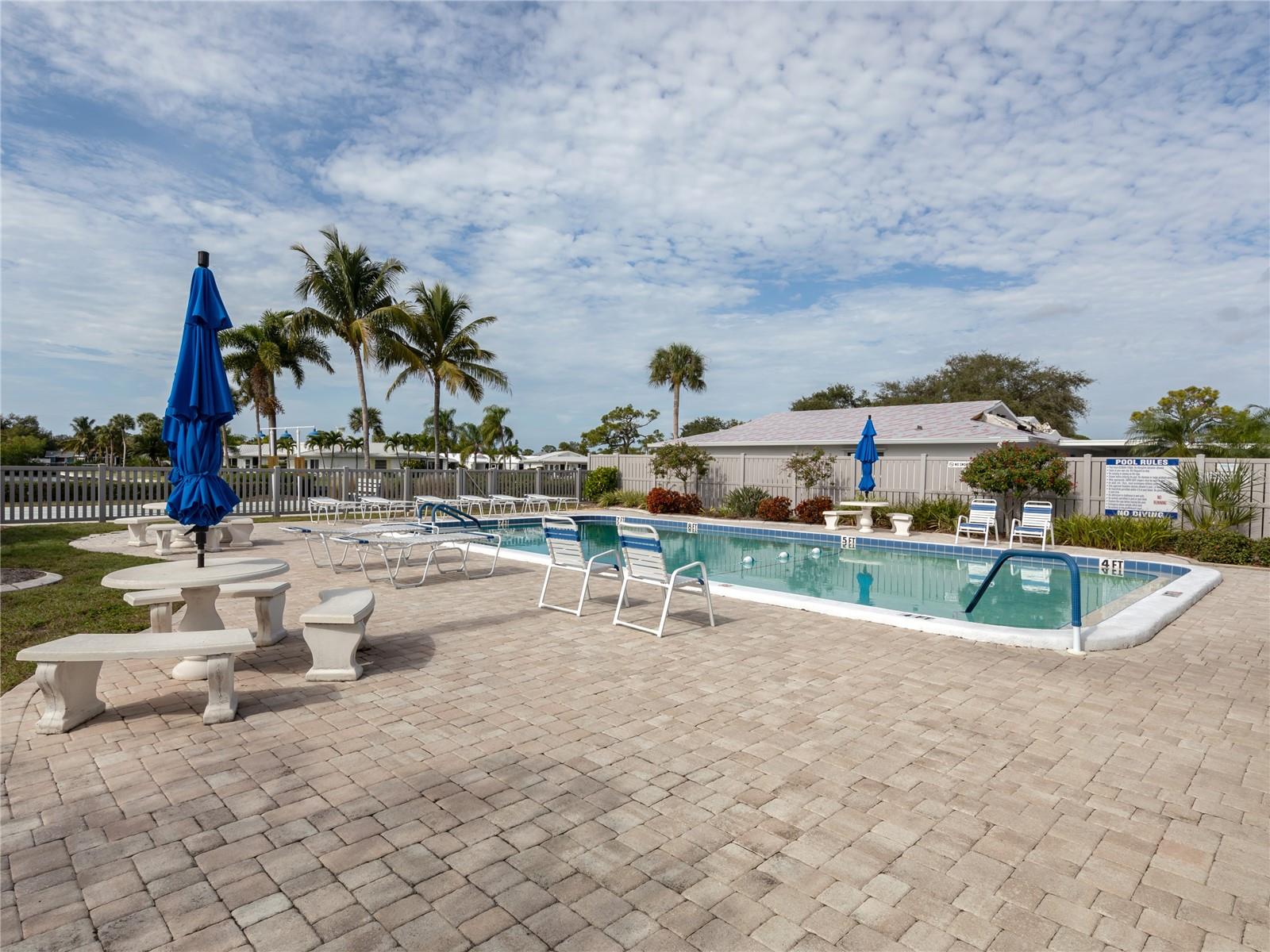 FAIRWINDS VILLAGE 2 - Residential