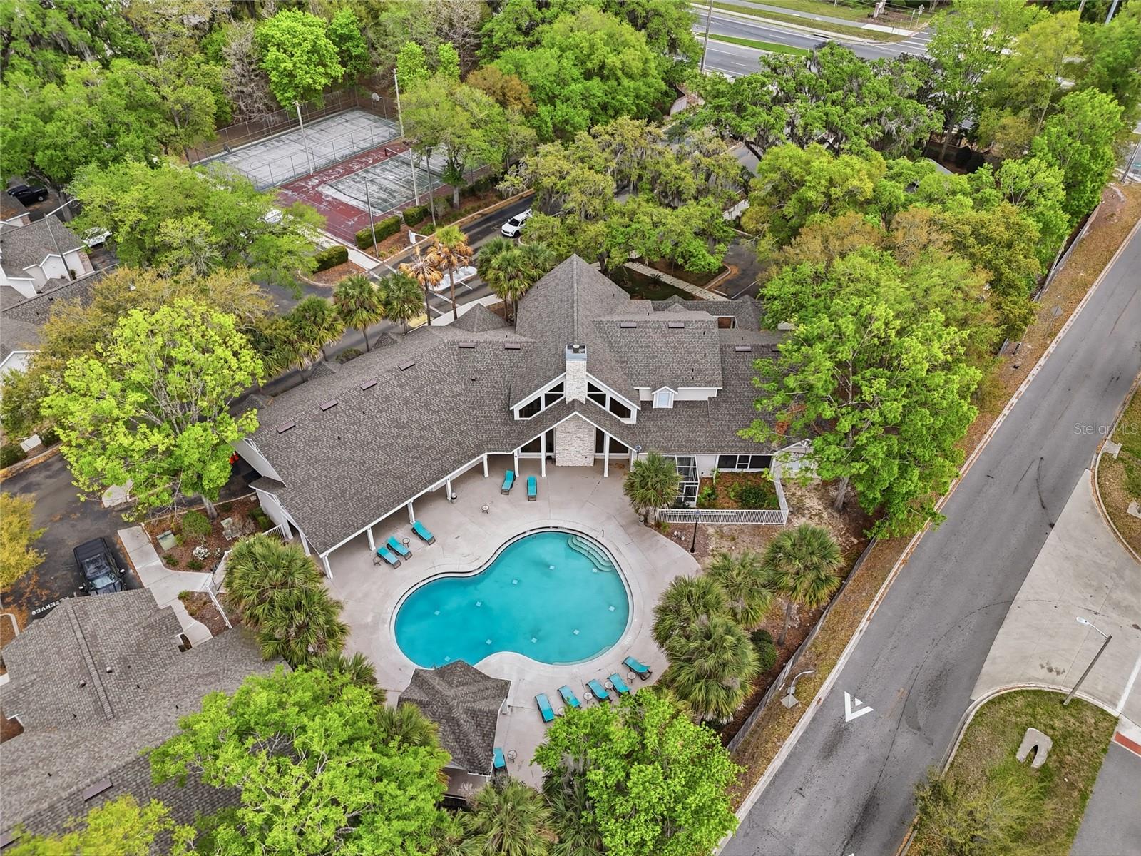 THE GABLES CONDOMINIUMS - Residential