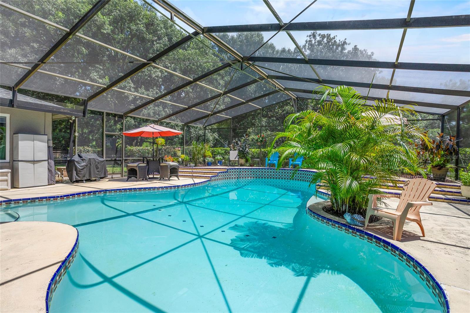 2086 JUDITH PLACE