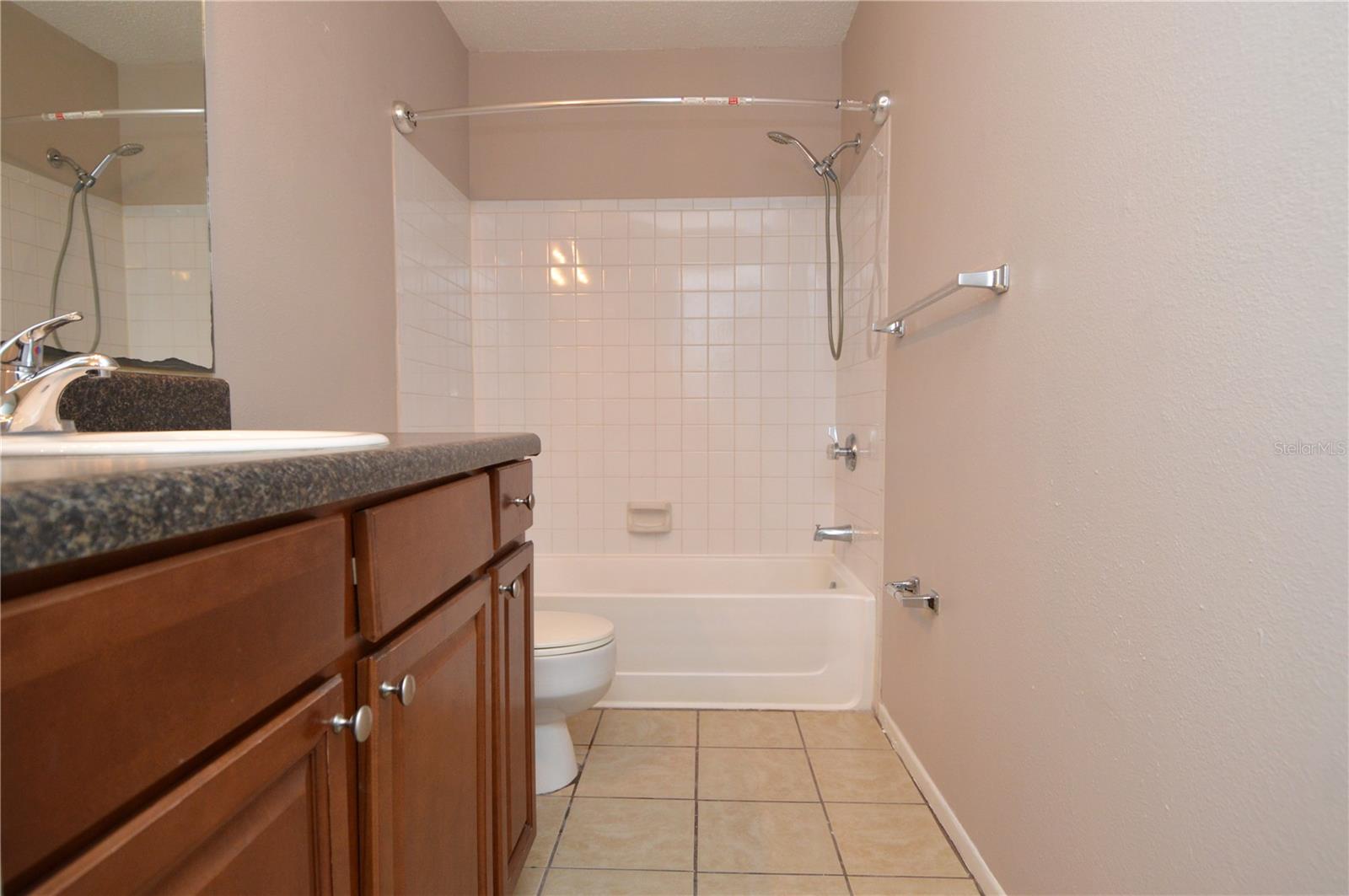 THE GRAND RESERVE CONDO - Residential Lease