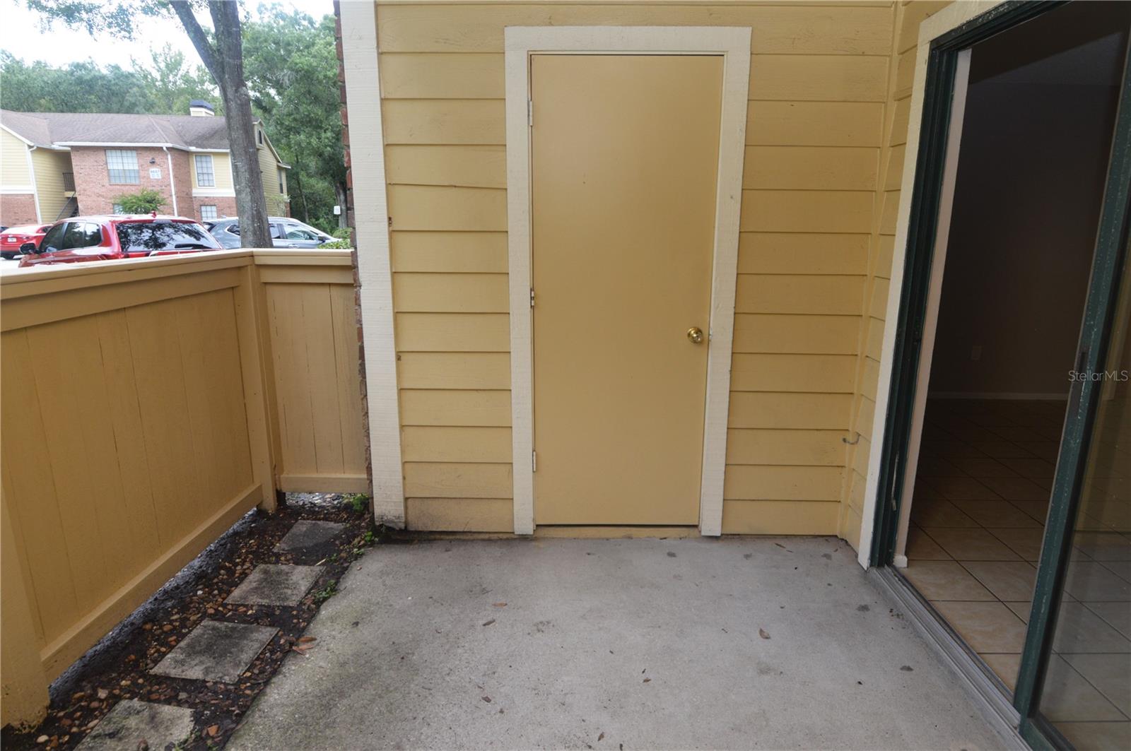 THE GRAND RESERVE CONDO - Residential Lease