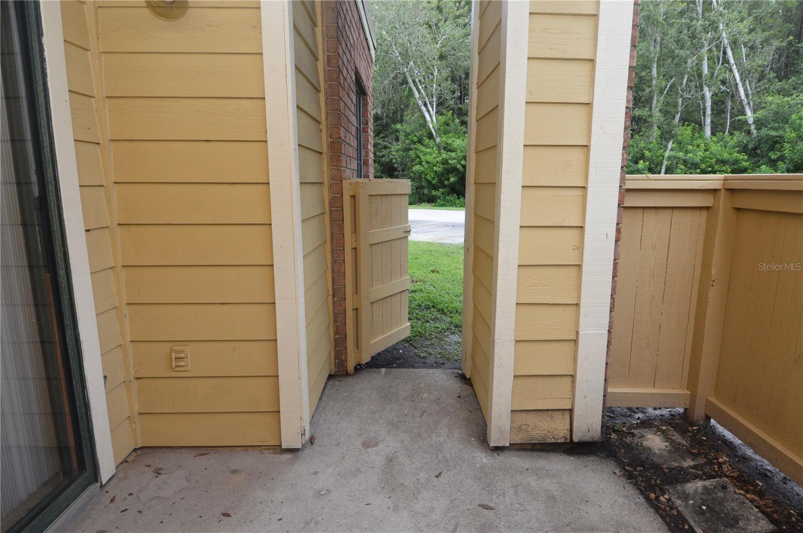 THE GRAND RESERVE CONDO - Residential Lease