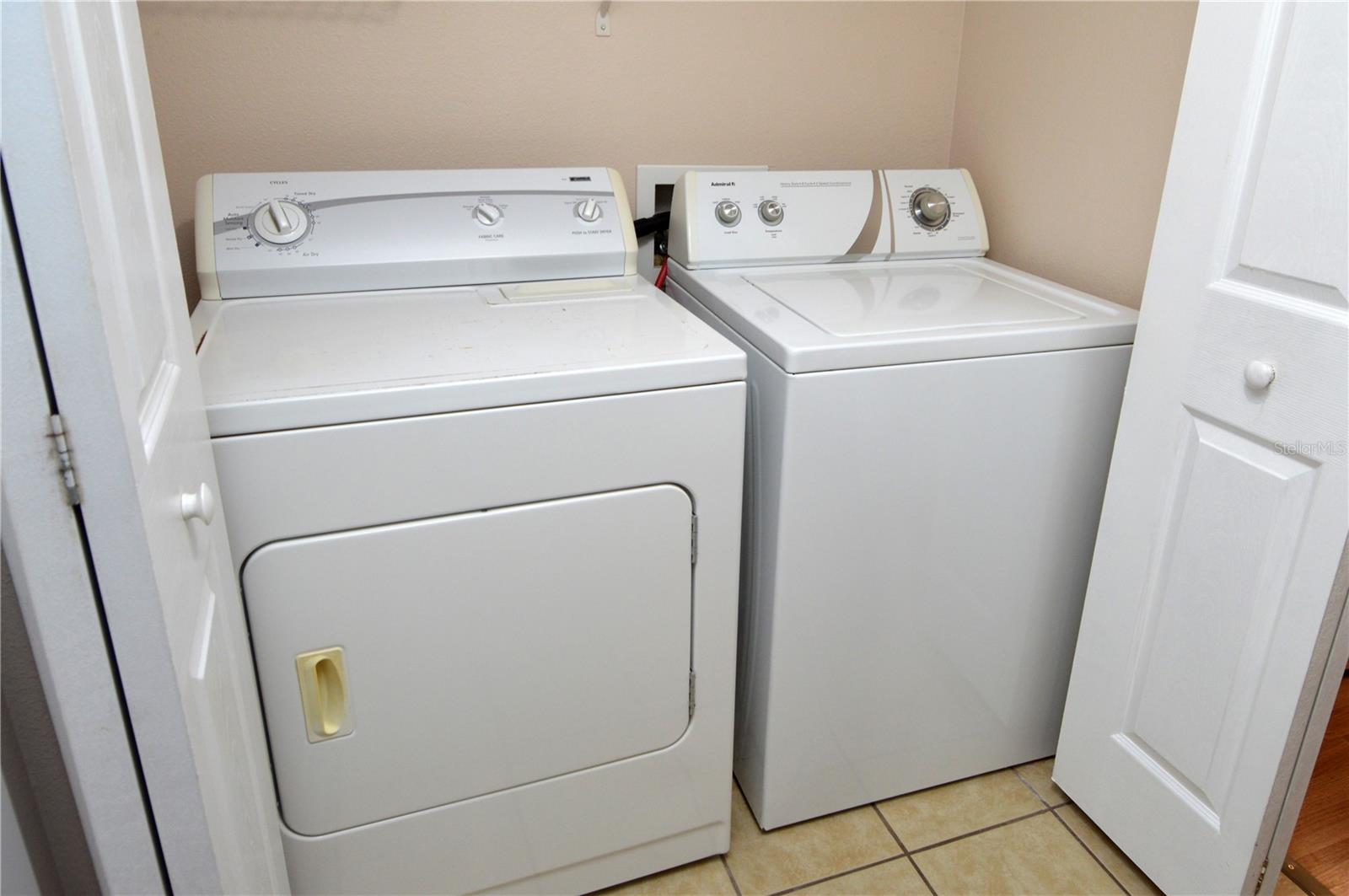 THE GRAND RESERVE CONDO - Residential Lease