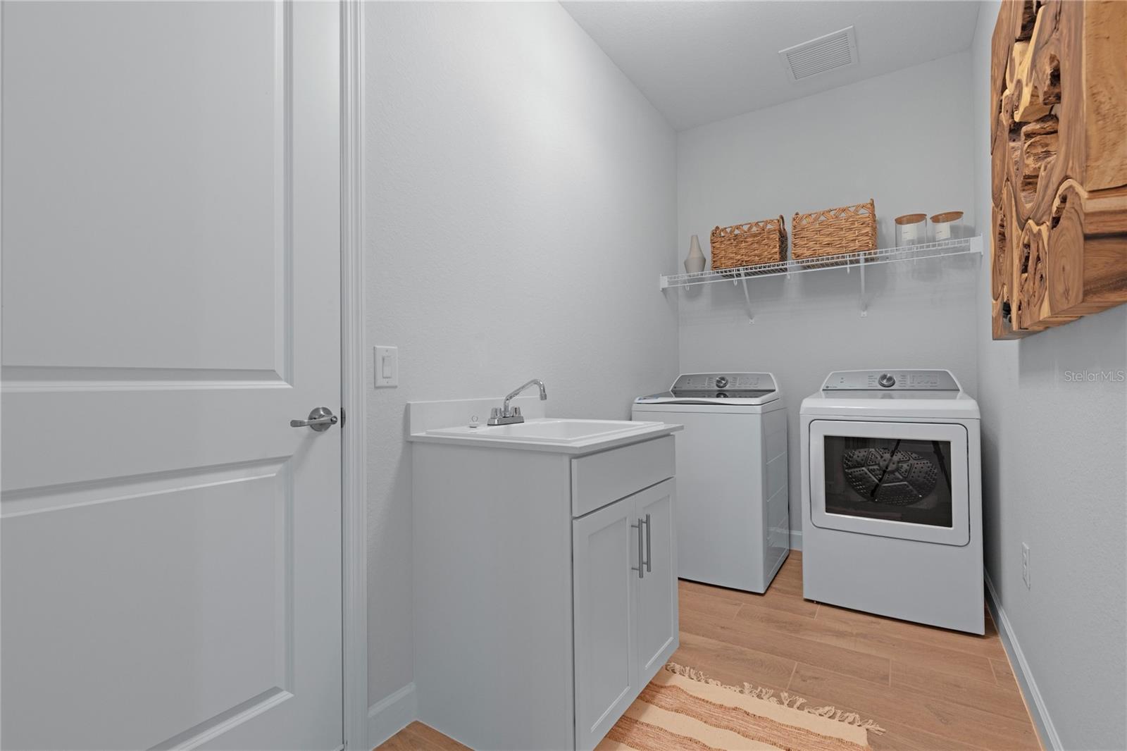 CALUSA COUNTRY CLUB - Residential