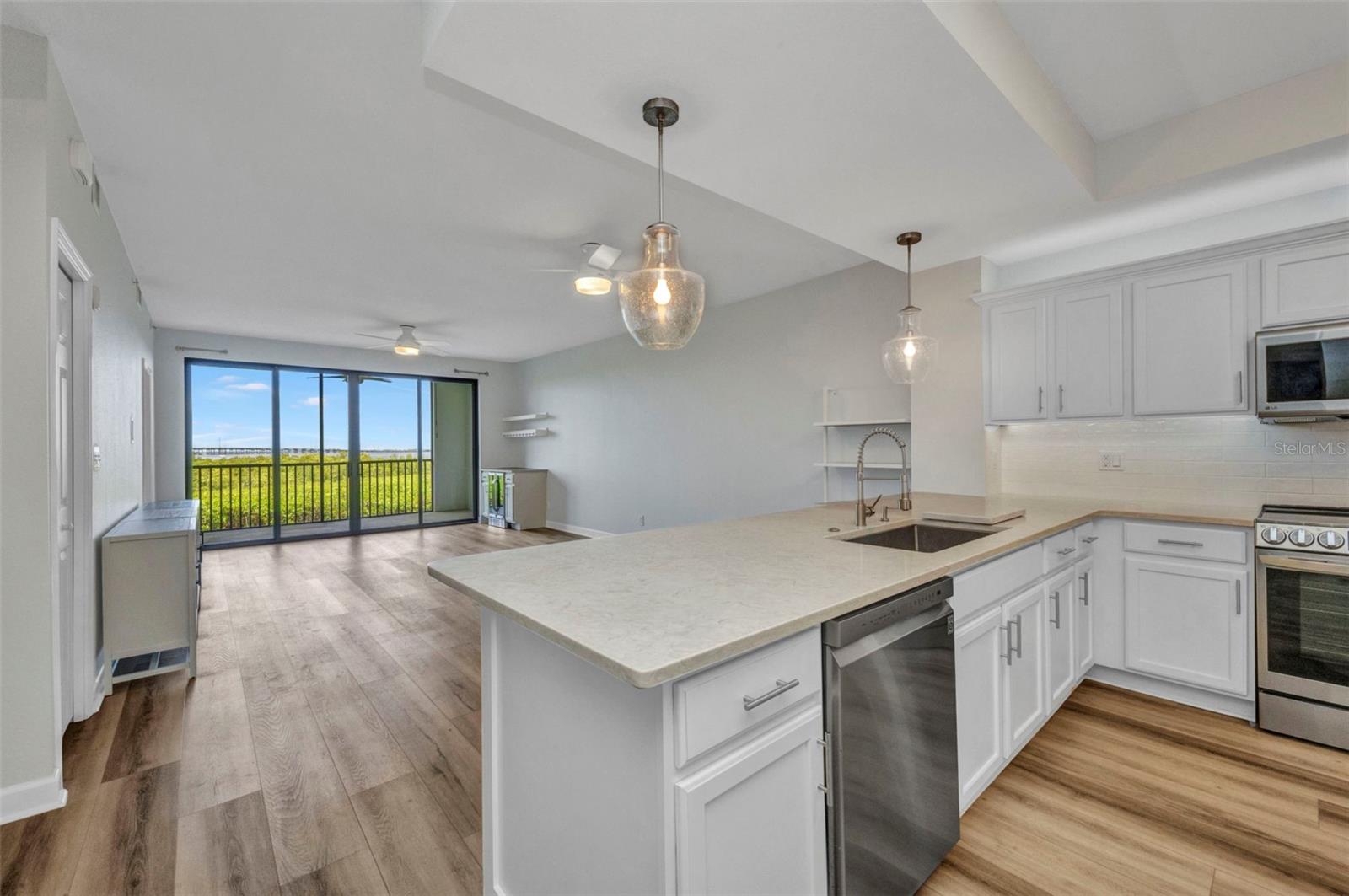 900 E MARION AVENUE 1203