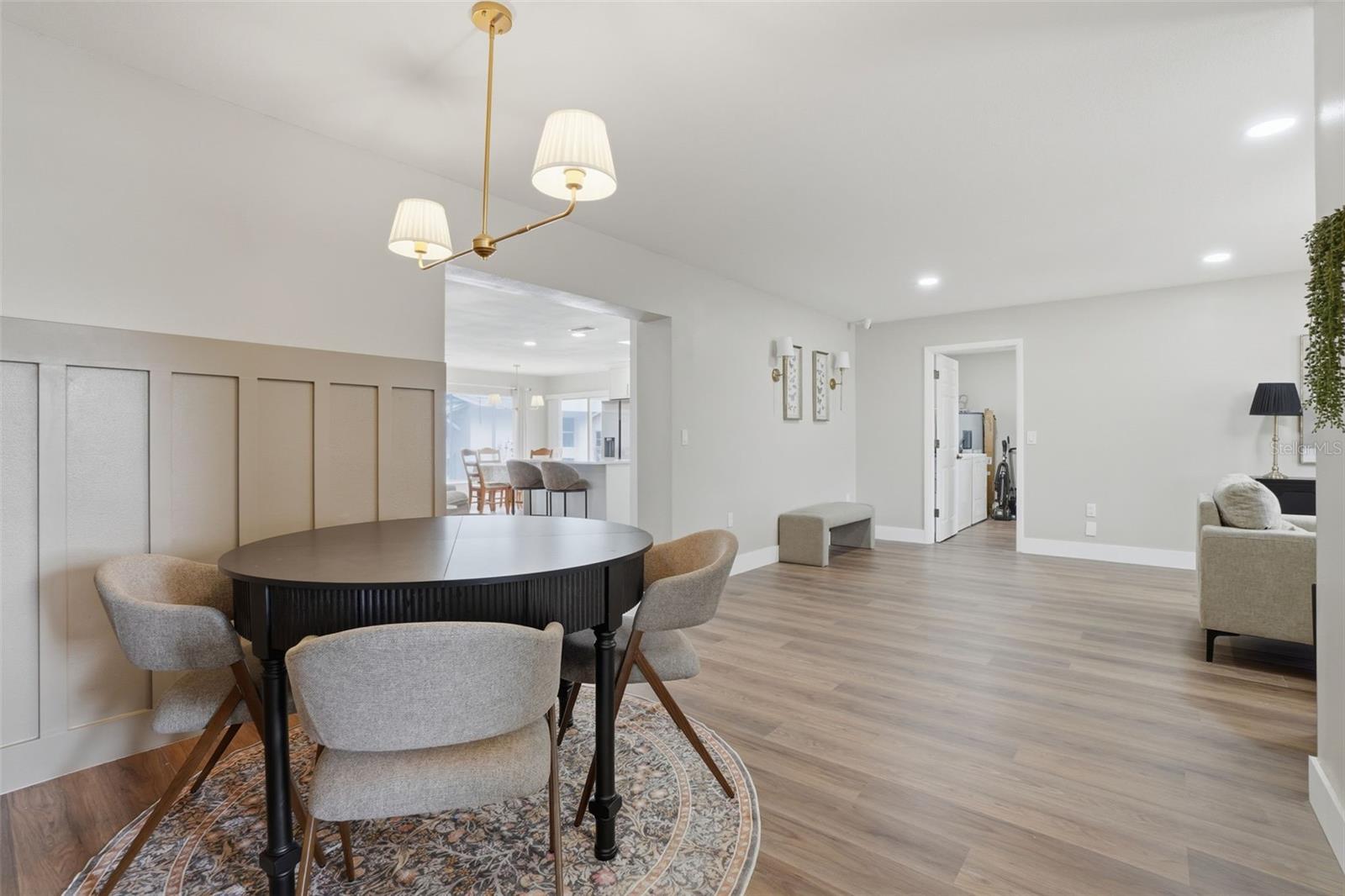 ENGLEWOOD PARK - Residential