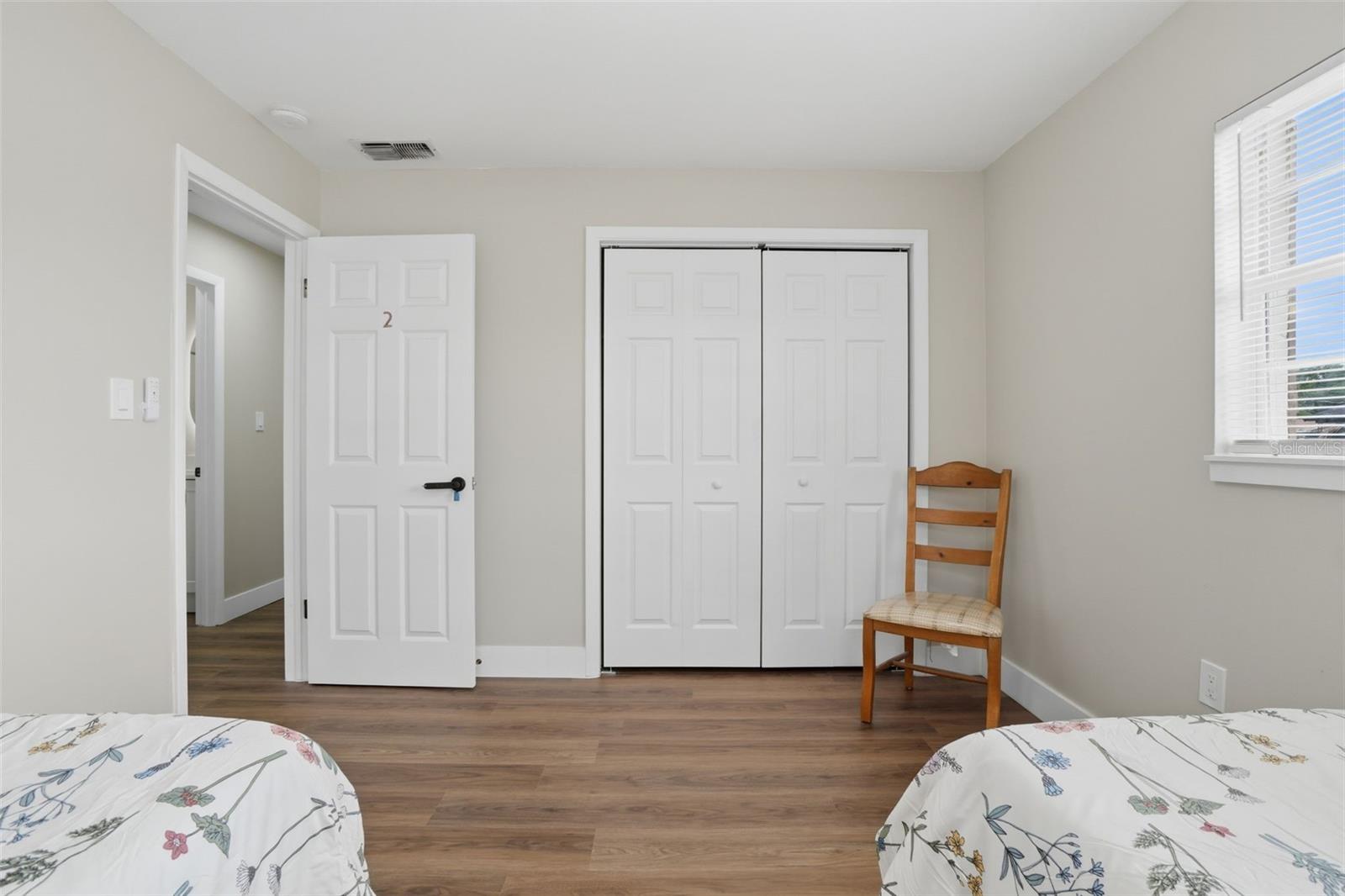 ENGLEWOOD PARK - Residential