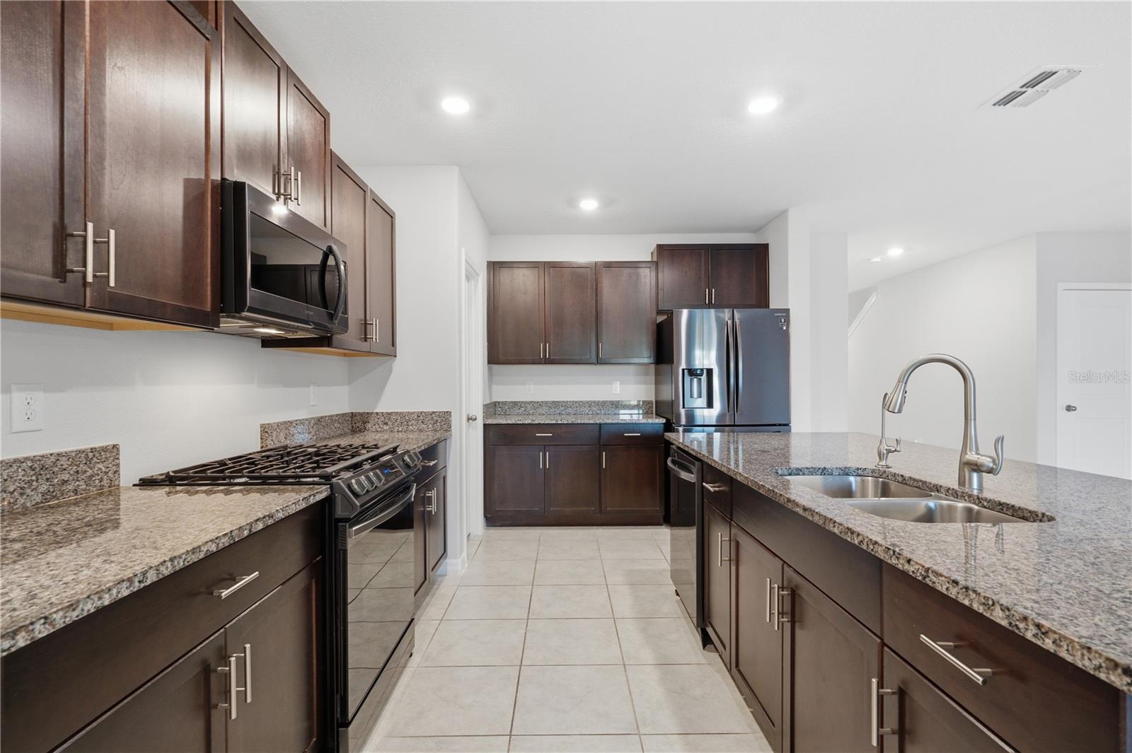 LEISEY SUB - Residential