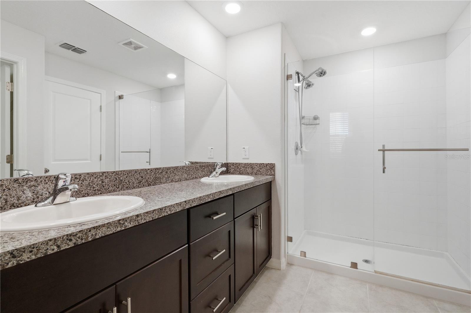 LEISEY SUB - Residential