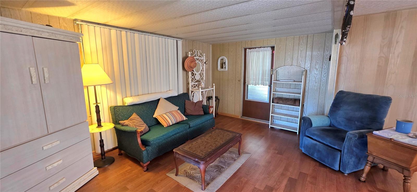 UNREC SUB OF TRACTS 5 & 12 OF ZEPHYRHILLS COLONY - Residential