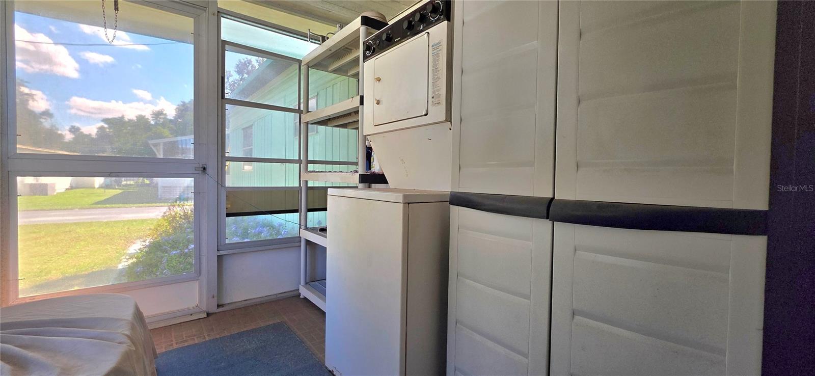 UNREC SUB OF TRACTS 5 & 12 OF ZEPHYRHILLS COLONY - Residential