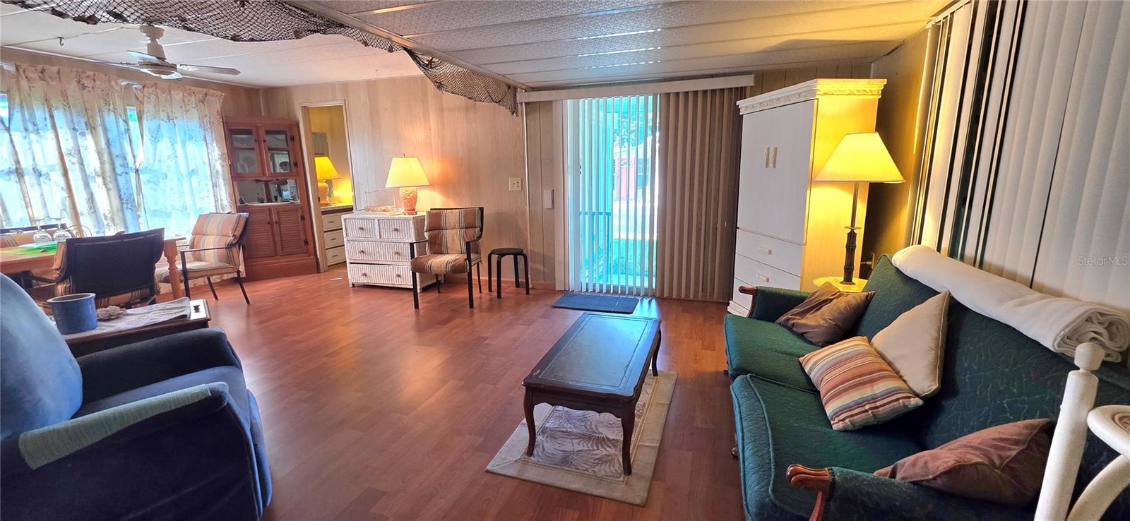 UNREC SUB OF TRACTS 5 & 12 OF ZEPHYRHILLS COLONY - Residential