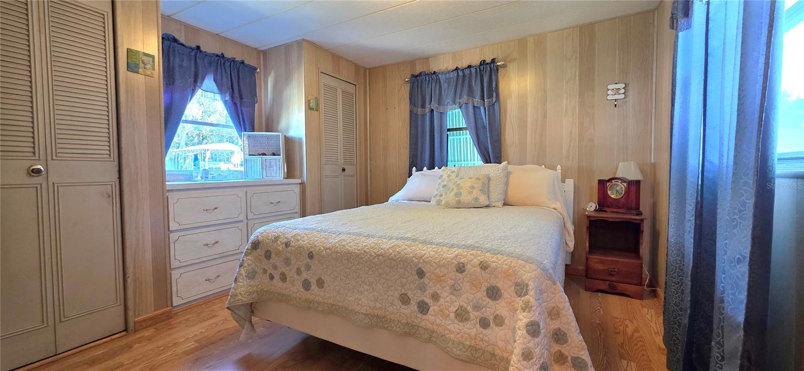 UNREC SUB OF TRACTS 5 & 12 OF ZEPHYRHILLS COLONY - Residential