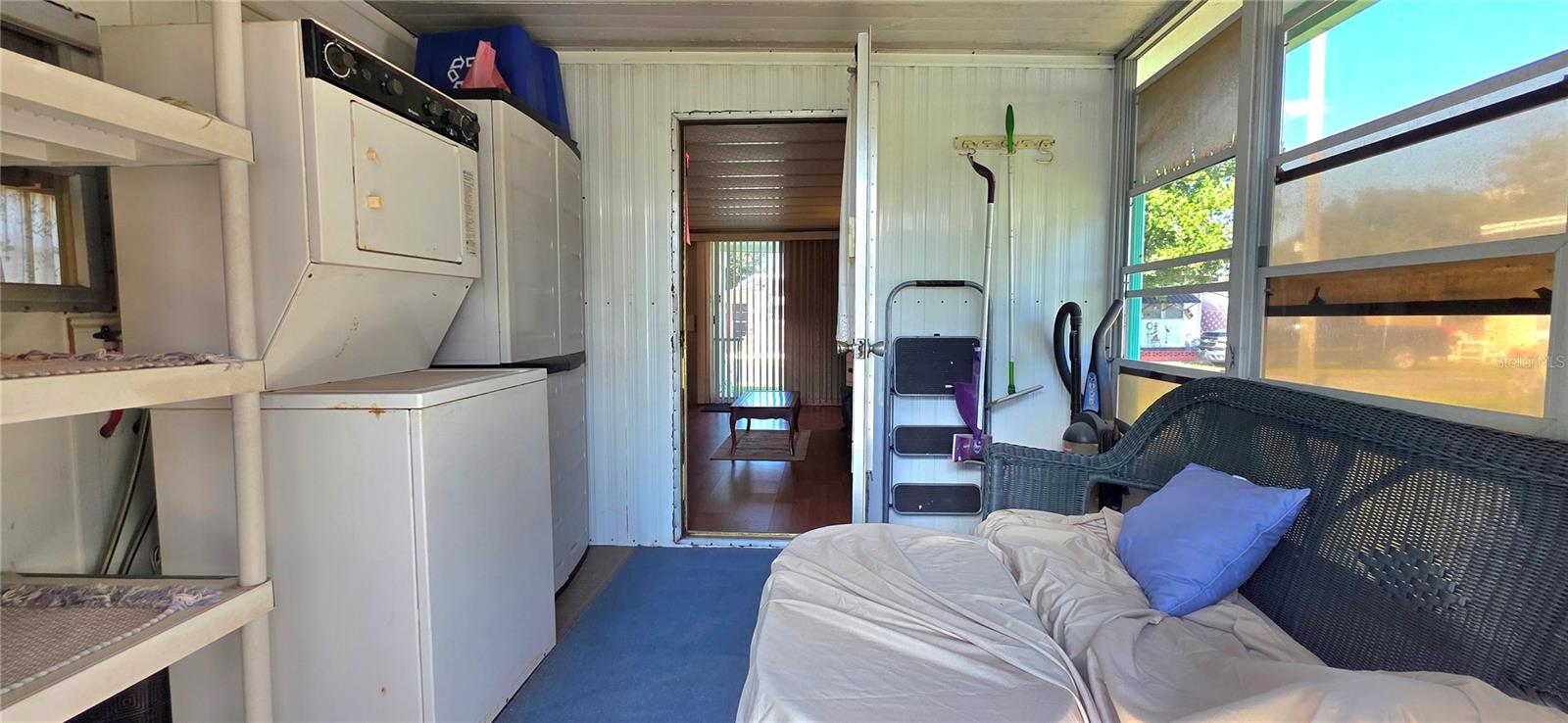 UNREC SUB OF TRACTS 5 & 12 OF ZEPHYRHILLS COLONY - Residential