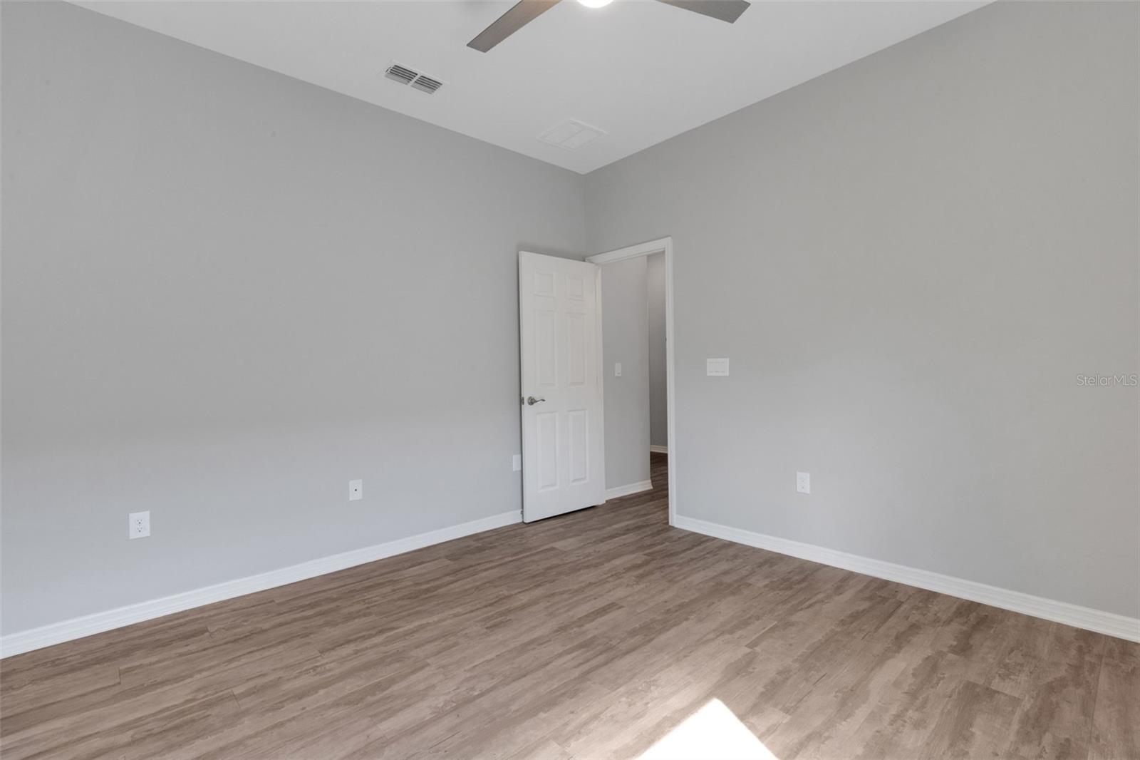 BRIDGEPORT LAKES PH 1 - Residential