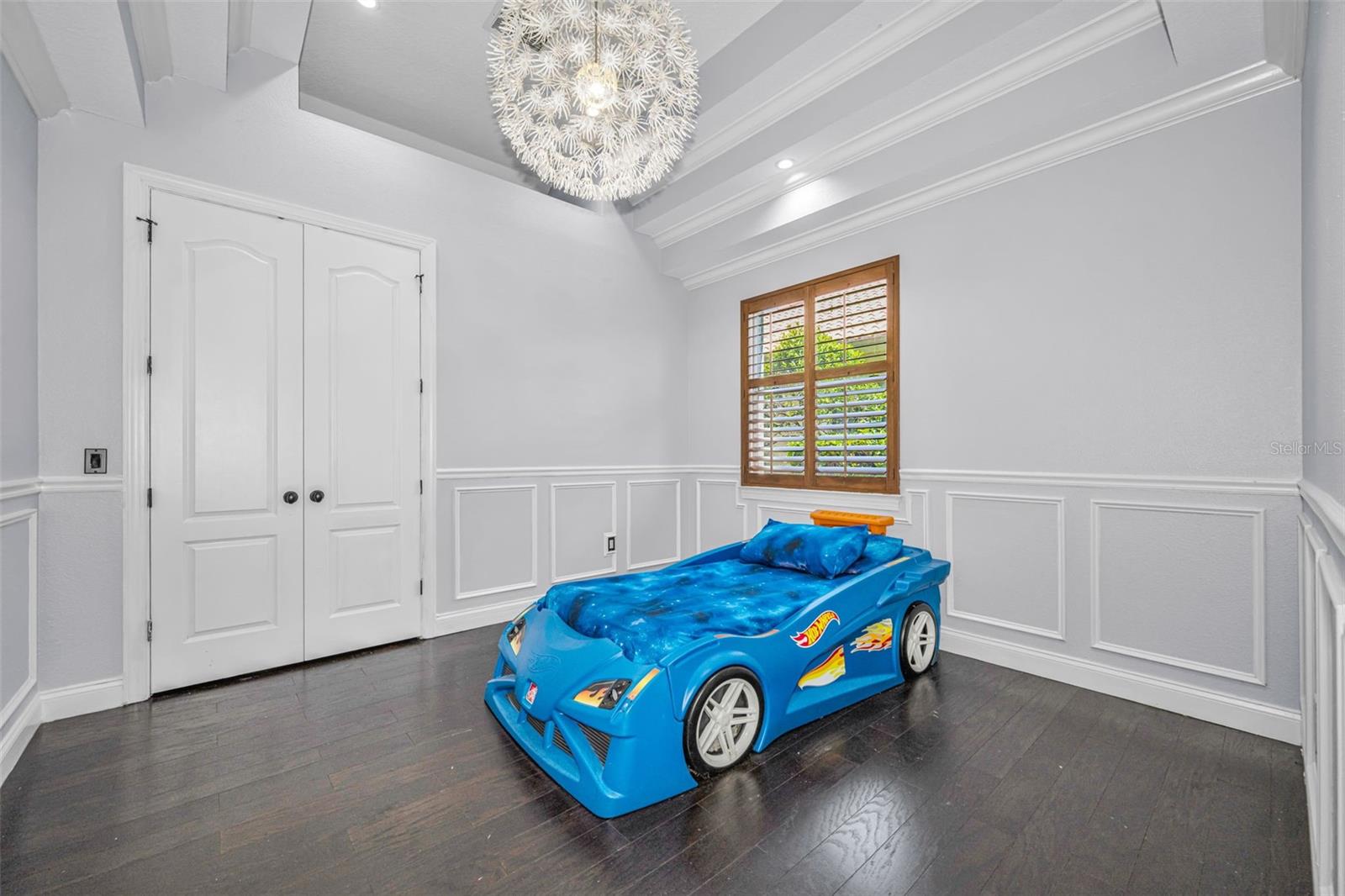 CHAMPIONS CLUB - Residential