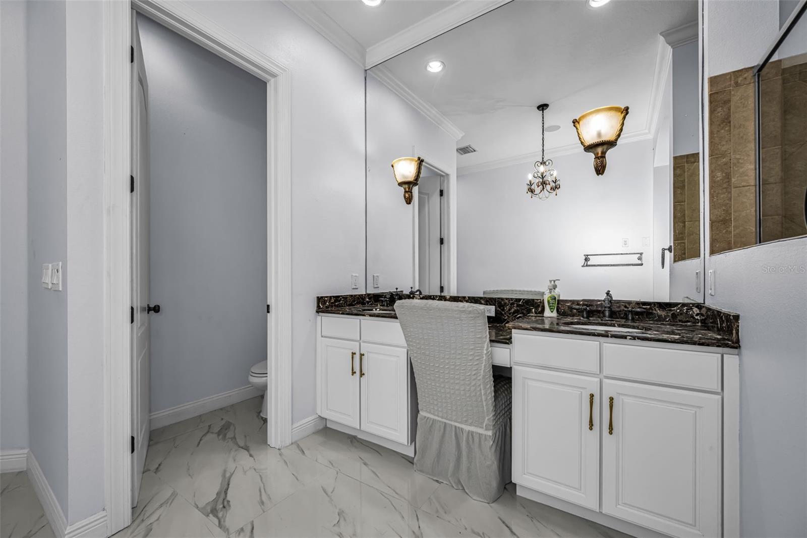 CHAMPIONS CLUB - Residential