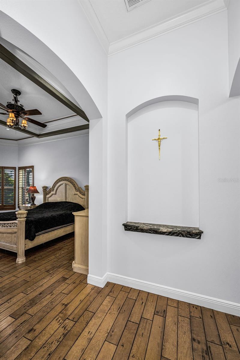 CHAMPIONS CLUB - Residential