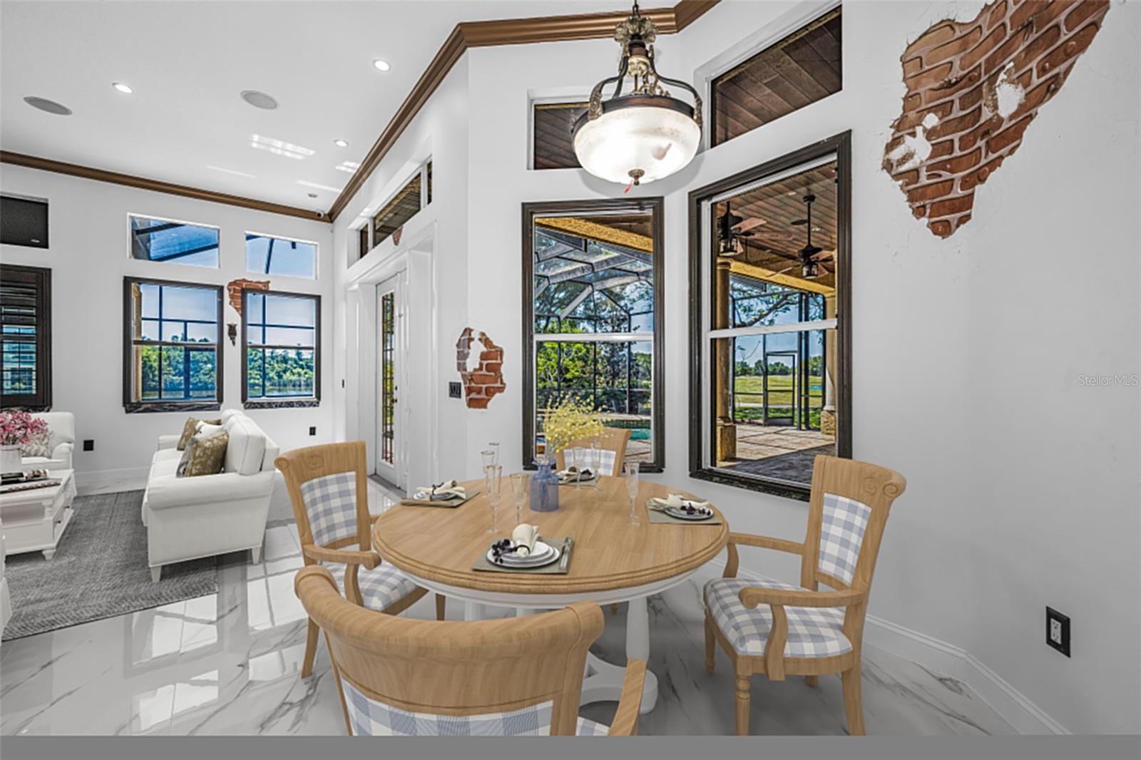 CHAMPIONS CLUB - Residential