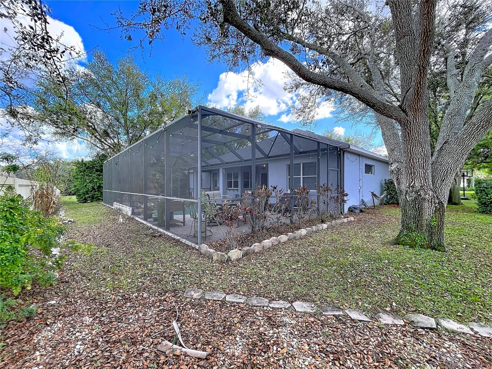 VINEYARDS - Residential