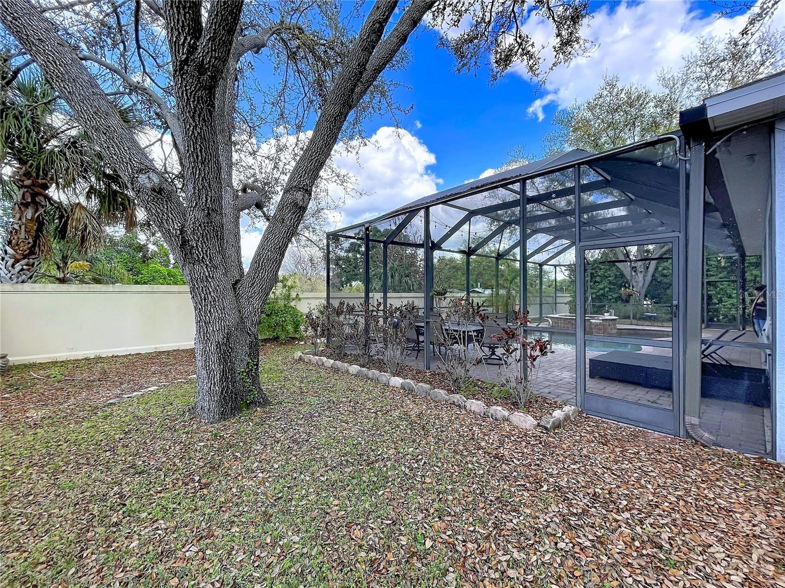 VINEYARDS - Residential