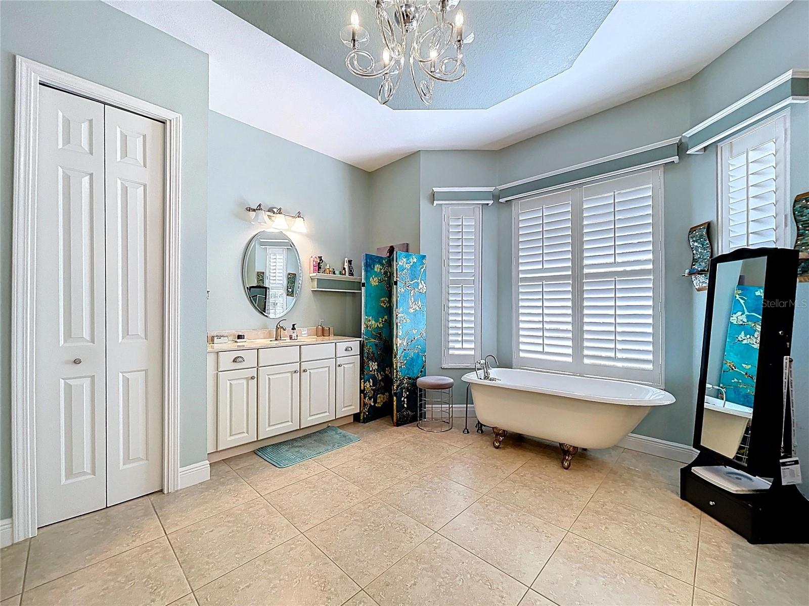 VINEYARDS - Residential