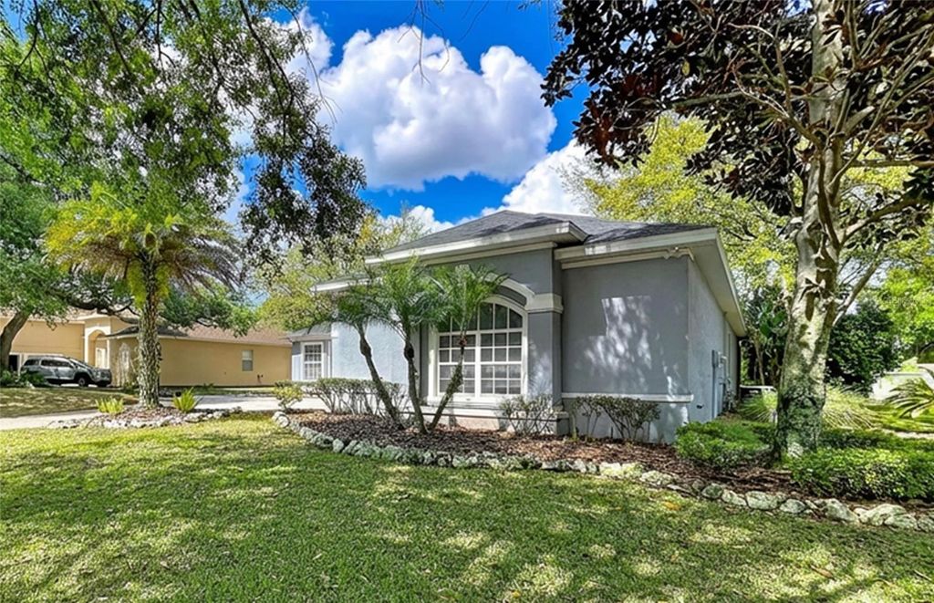 Photo of 609 Vintage Way, Brandon, FL 33511 (MLS # TB8486760)